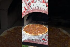 Турецкая пицца Лахмаджун в печи #лепешки #кулинария #рецепты