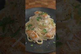 Creamy Chicken Alfredo Pasta Recipe 🤤 | Cheesy Restaurant Style Pasta ASMR