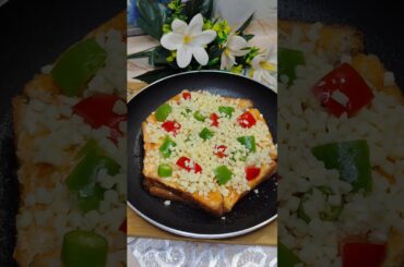 🍕 Cheesy Bread Pizza Recipe 😍 | Crispy Bread Pizza in 10 Minutes | Easy Veg Snack Recipe#shorts