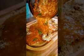 JÁ VIU PARMEGIANA NA CHURRASUEIRA?