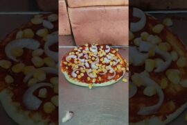 🌽 Sweet Corn & Onion Pizza Recipe #pizza #trending
