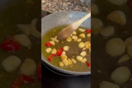 Italian Farmer Comedy RECIPE PASTA - Spaghetti Garlic, Chili pepper, Eggs: Pasta Alamè