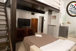 Carega City Center Apartment | Verona, Italy | Hotel Review 🏨
