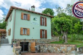 Cruna di Subida Wine Country House | Capriva Del Friuli, Italy | Hotel Review 🏩