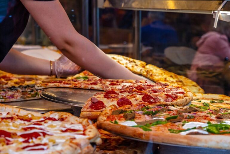 A proposed additive ban could change New York’s pizza and bagels, some say for the better