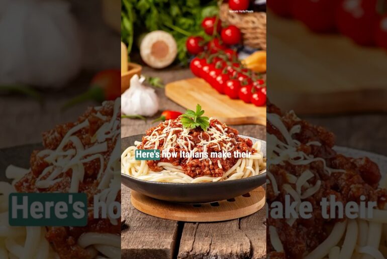 Here's how Italians make their sauce cling to pasta