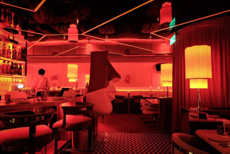 Have you visited Clarke Quay’s secret 52-seat lounge hiding behind a pizza oven, with $1 oysters?