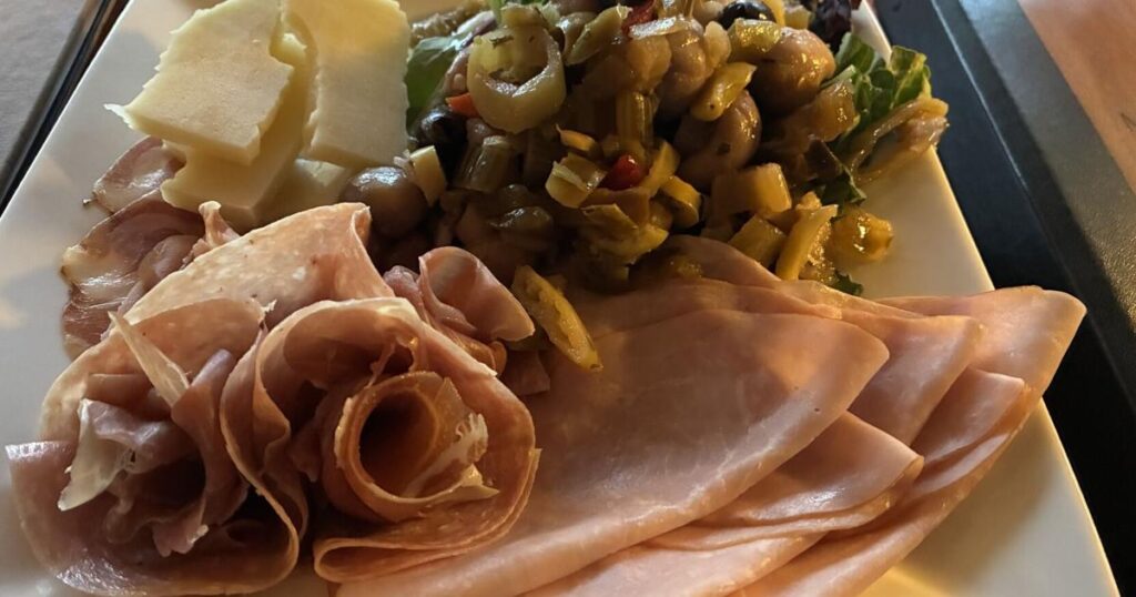 5 reviews of local restaurants: Places to check out, according to our columnist | Food & Dining