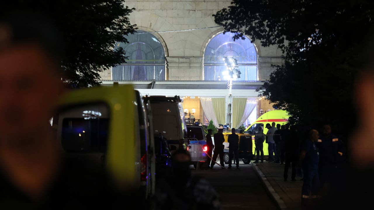 Homemade bomb kills three, wounds 21 at Italian restaurant in Russia The Jerusalem Post - Israel News