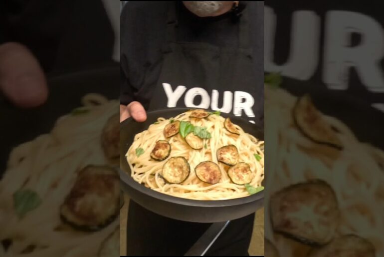 Italy's Best Kept Pasta Secret! #comfortfood #cooking #pastatime