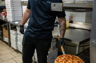 Tommy Boy's Pizza offers delivery, take-out options at Willoughby location