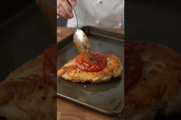 🍗 Crispy Chicken Parmesan Recipe | Easy Italian Dinner in 20 Minutes! #Shorts #chickenparm #usa