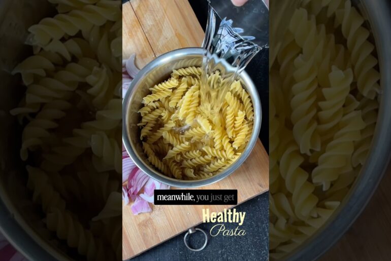 Caramelised onion mushroom pasta Recipe. #healthy #highprotein  #recipes #viral #pasta #mushroom