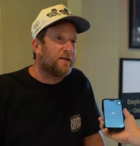 WATCH: Barstool Sports’ Dave Portnoy brings ‘One Bite’ pizza review to Italian Delite in Trappe – North Penn Now