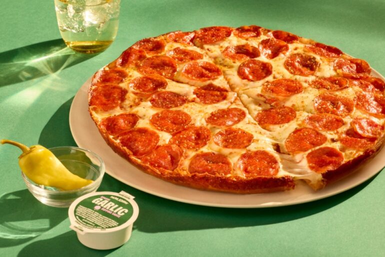 Customers Are Calling This Papa Johns Pizza One Of The Best New Fast Food Items Of 2026
