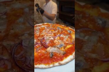 [🇮🇹] Pizza amatriciana? Solo da Virgilio! 🍕 [🇬🇧] Pizza Amatriciana? Only a Virgilio! 🍕❤️ ⏰ 🏛️ 🎥