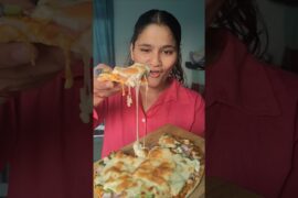 Cheese Pizza🍕🤤