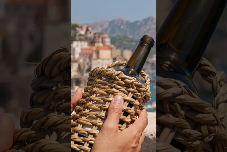 Why Do Old Italian Wine Bottles Have Straw Around Them?