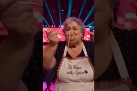 Venice Italy Party w/ Nonna ❤️ 🇮🇹 #italy #cooking #food #venice #party #italianlifestyle