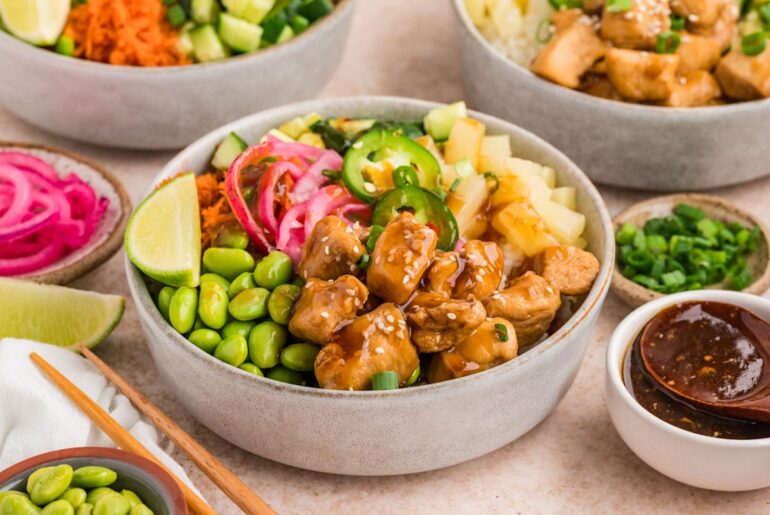 13 make-ahead lunches that save you from sad desk food all week