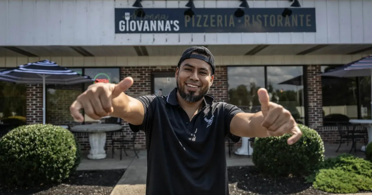 A longtime restaurant professional realizes his dream at Nonna Giovanna’s in Maple Glen – Wiss Now A longtime restaurant professional realizes his dream at Nonna Giovanna’s in Maple Glen – Wiss Now