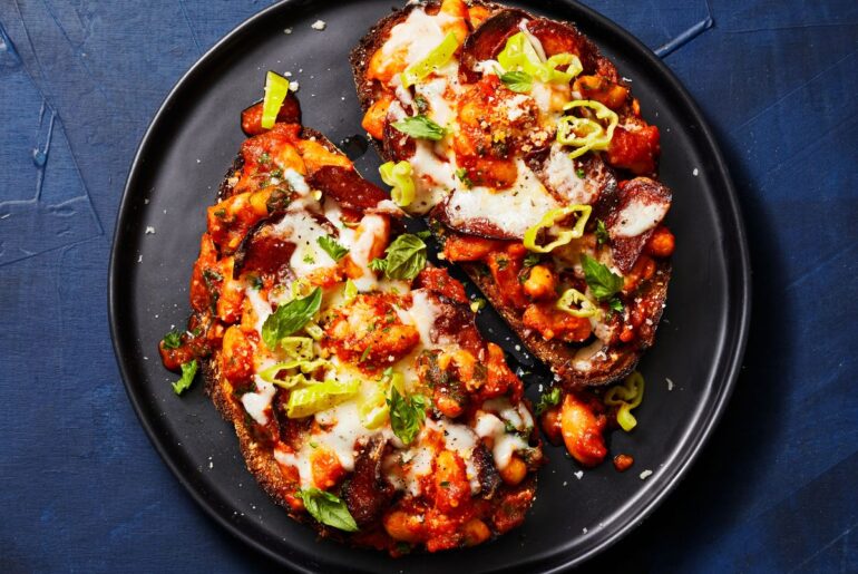 How to Make the Viral Pizza Beans with Our Easy 15-Minute Recipe