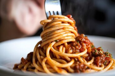 5 Italian Chains With the Best Bolognese, According to Chefs