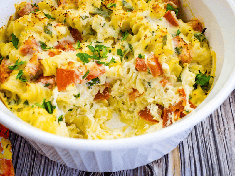Ricotta and Tomato Pasta in a white bowl.