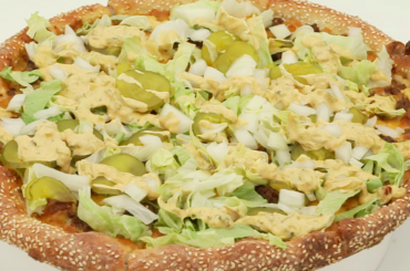 Dinner DeeAs recipe: ‘Return of the Mac’ Burger Pizza