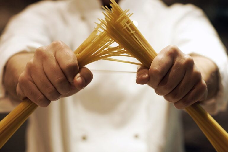 Why Breaking Pasta Before Cooking It Would Be Considered An Insult In Italy