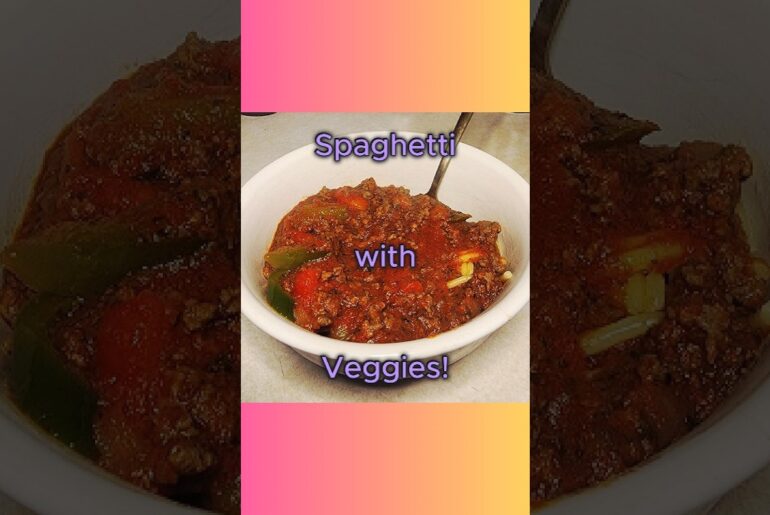 Added some Veggies to our Spaghetti #cooking #italianfood #spaghetti #foodie