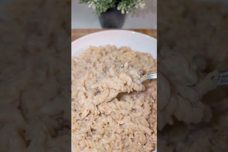 Easy & Creamy White Sauce Pasta | #recipe #food #shortsfeed #easyrecipes