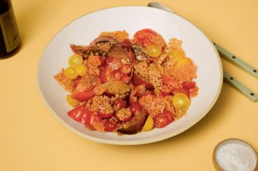 Carla Lalli’s Tomato Salad With Cheddar and Panko