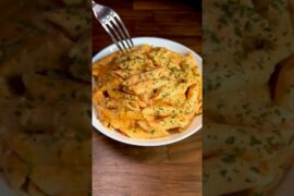 This Creamy Cheesy Macaroni Is SO GOOD 🤤🍝🧀 #food #macaroni