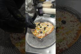 subhe subhe aaya zomato Order Pizza cloud kitchen 🍕 #pizza #food #zomatoorder #cloudkitchen #yt