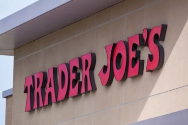 Trader Joe's New Frozen Pasta Is Inspired by This Classic 1950s Italian Dish