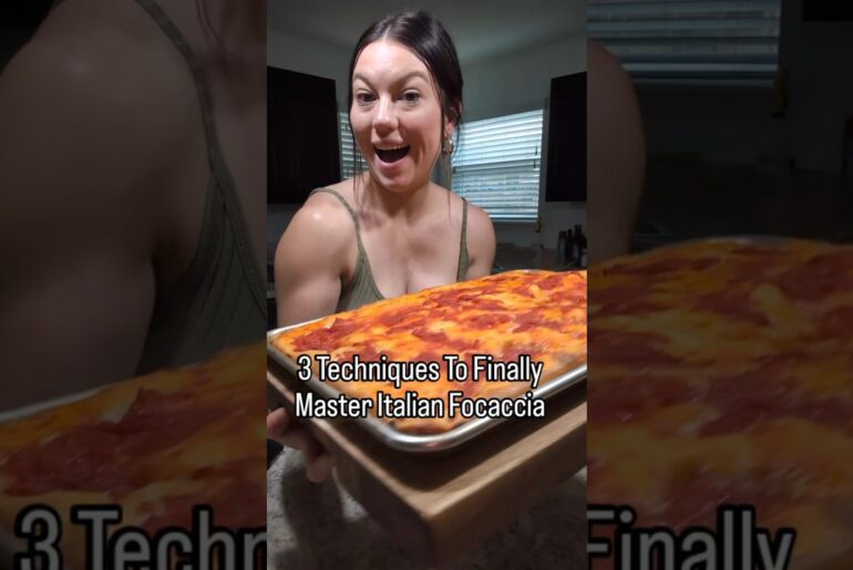 Italian Tomato Focaccia Bread Recipe - Homebody Eatz