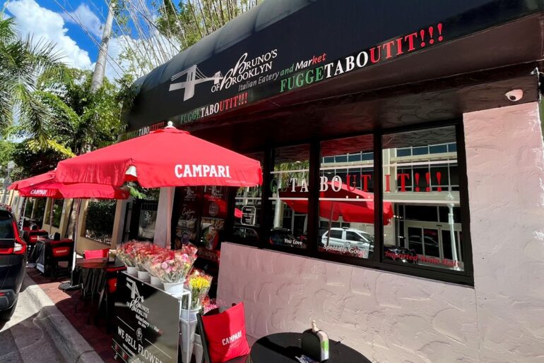 Downtown Fort Myers restaurant returns to its roots, opens new venture