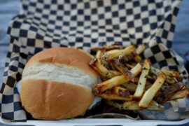 New Italian-inspired burger cart opens in Salem