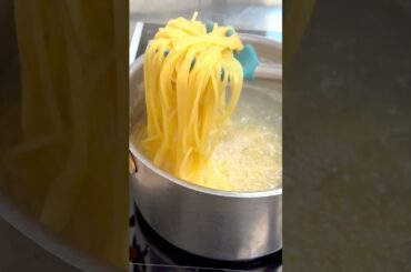 PASTA RICOTTA E LIMONE RICETTA FACILE E VELOCE