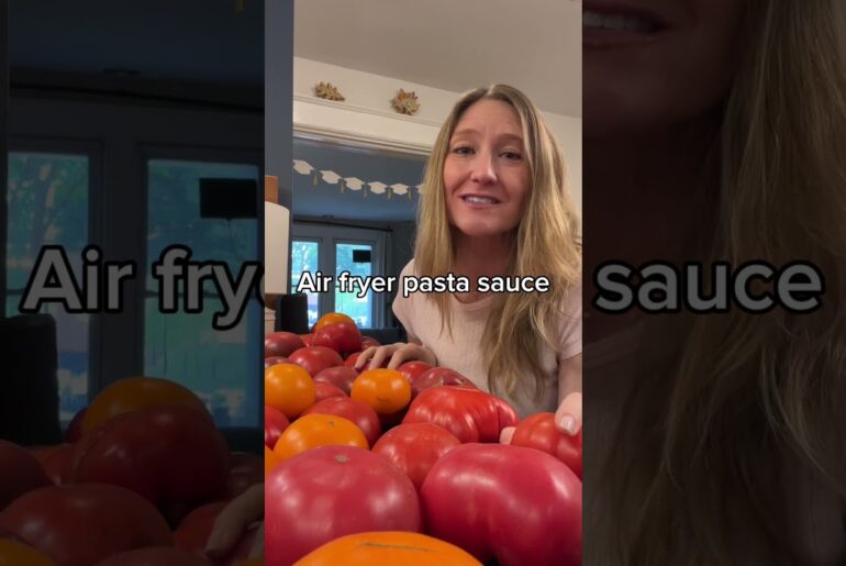 Extra tomatoes? Try this air fryer pasta sauce recipe #shorts #recipes