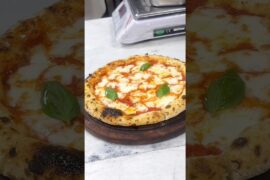 Pizza 🍕 #pizza #pizzalover #cooking #chef #shorts