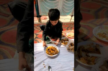 Heartwarming Desi Food Moment ❤️🍛 | Traditional Pakistani Village Life 🇵🇰
