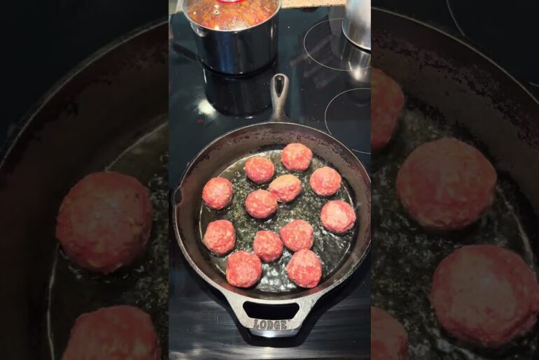 How does it look? #shorts #fyp #cooking #italian #meatballs #dinner #lunch #pasta #wife #jail