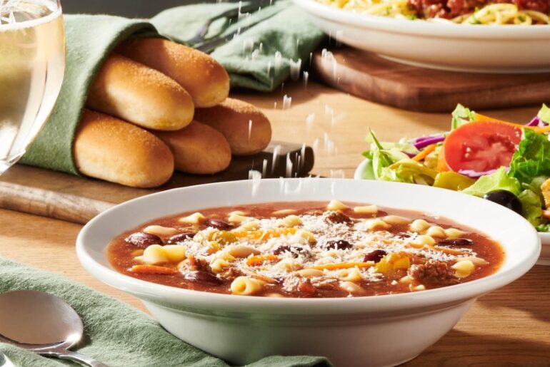 Cheapest Meal At Olive Garden That Isn't Just Soup, Salad, And Breadsticks