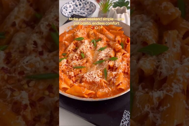Tomato Rich Pasta 🍝😍 #food #foodie #cooking #recipe #tomato #rich #pasta #trending #viral #shorts