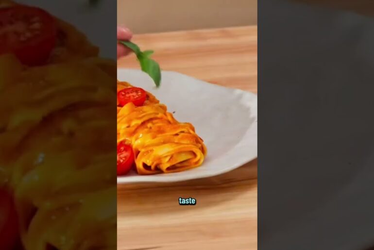 Robert Lewandowski's Italian pasta Portofino tastes like summer in Italy! #food #cooking #viral