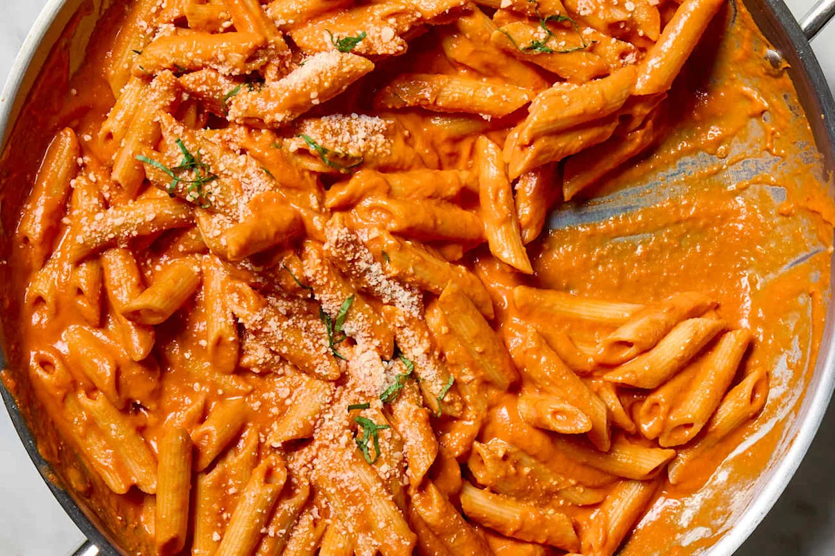 This Brand-New Jarred Pasta Sauce Tastes Like It’s Homemade (No, It’s Not Rao’s) This Brand-New Jarred Pasta Sauce Tastes Like It’s Homemade (No, It’s Not Rao’s)