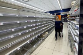 Italy retailers warn of food shortages from truck protests