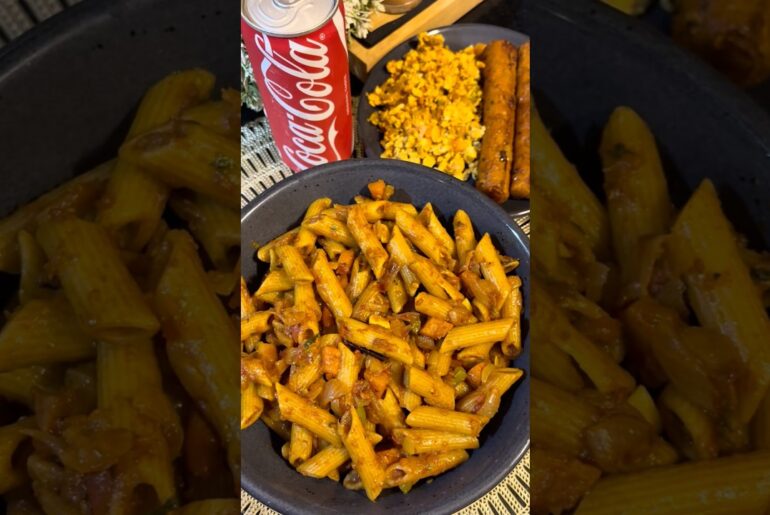 Tasty Pasta Recipe 😋 #pasta #breakfast #youtubeshorts #viralvideo #newvideo